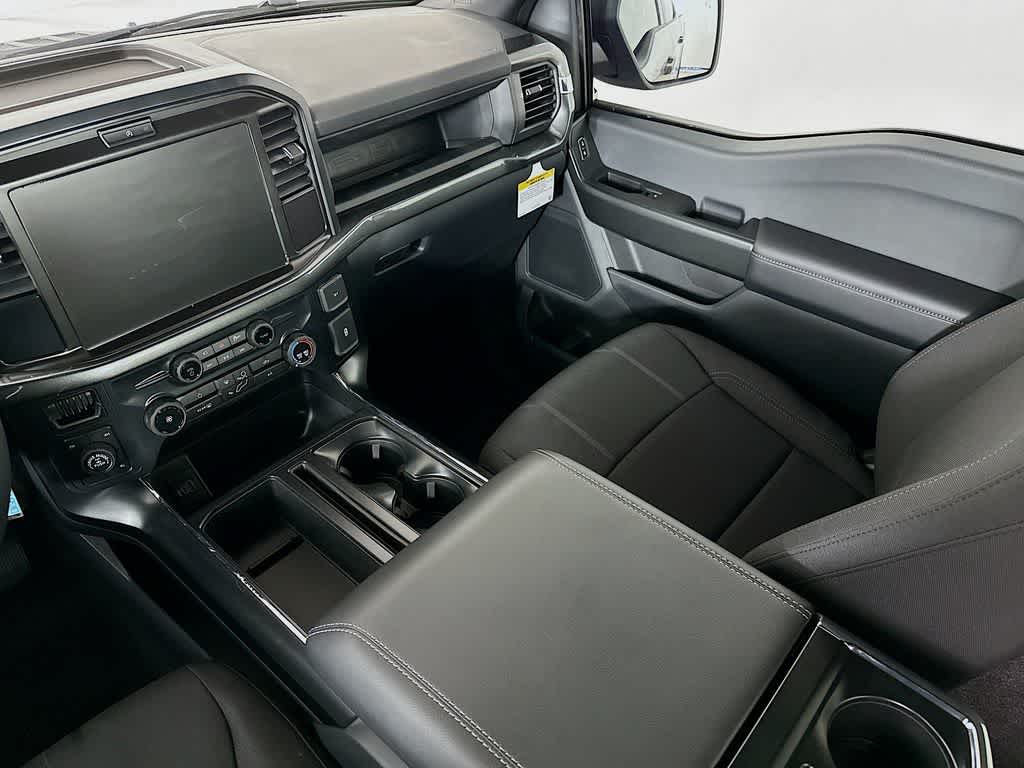 Ford F-150 STX 2026