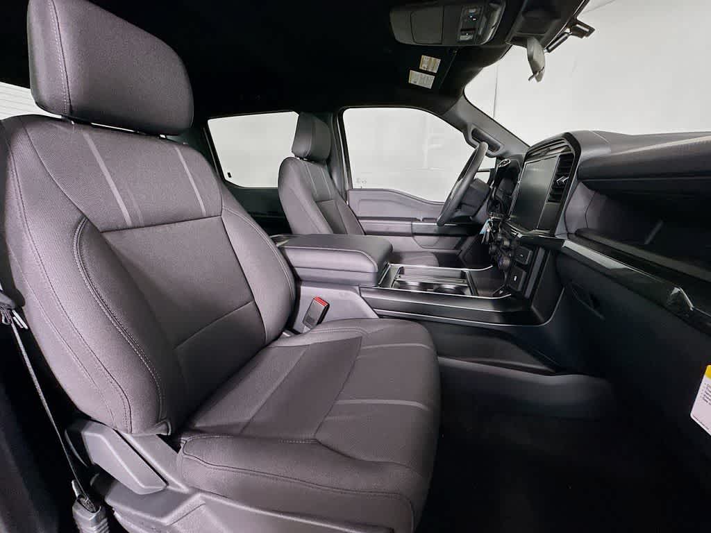 Ford F-150 STX 2026