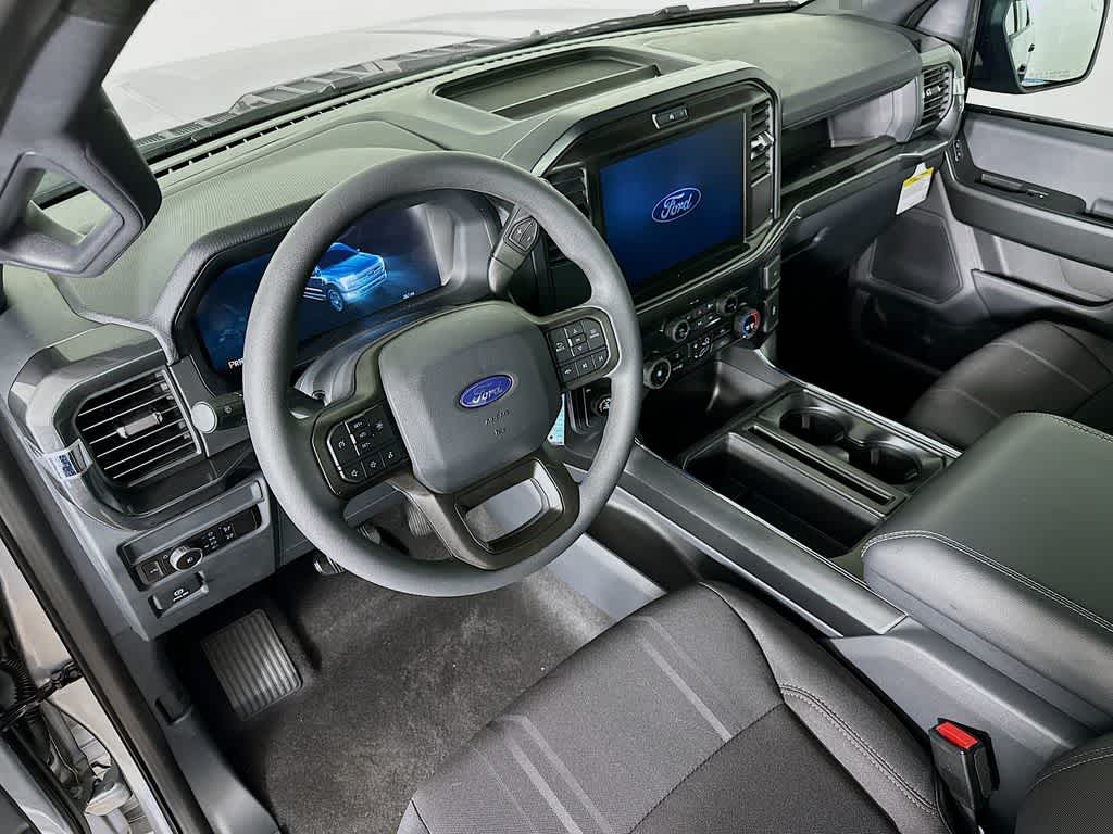 Ford F-150 STX 2026