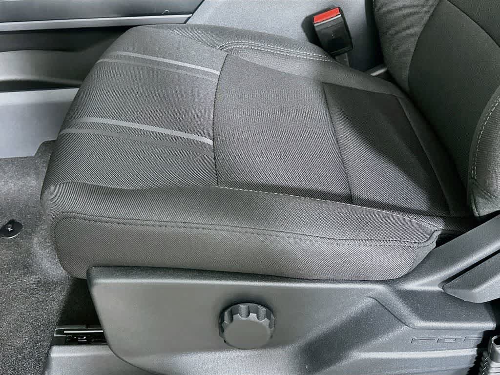 Ford F-150 STX 2026
