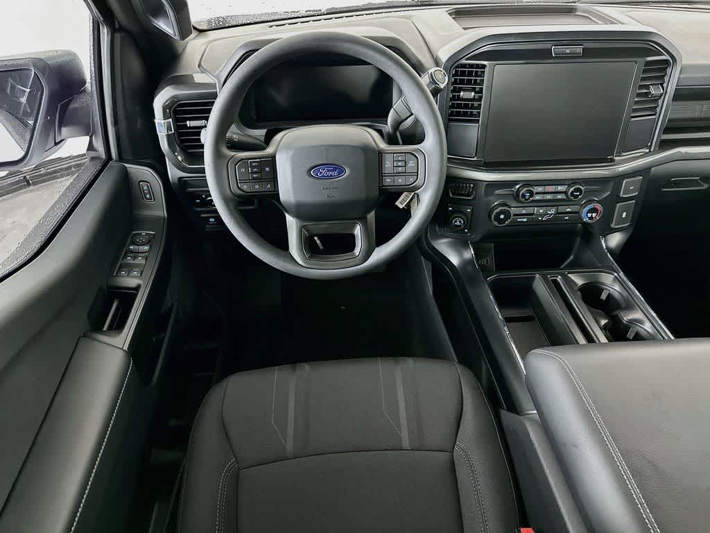Ford F-150 STX 2026