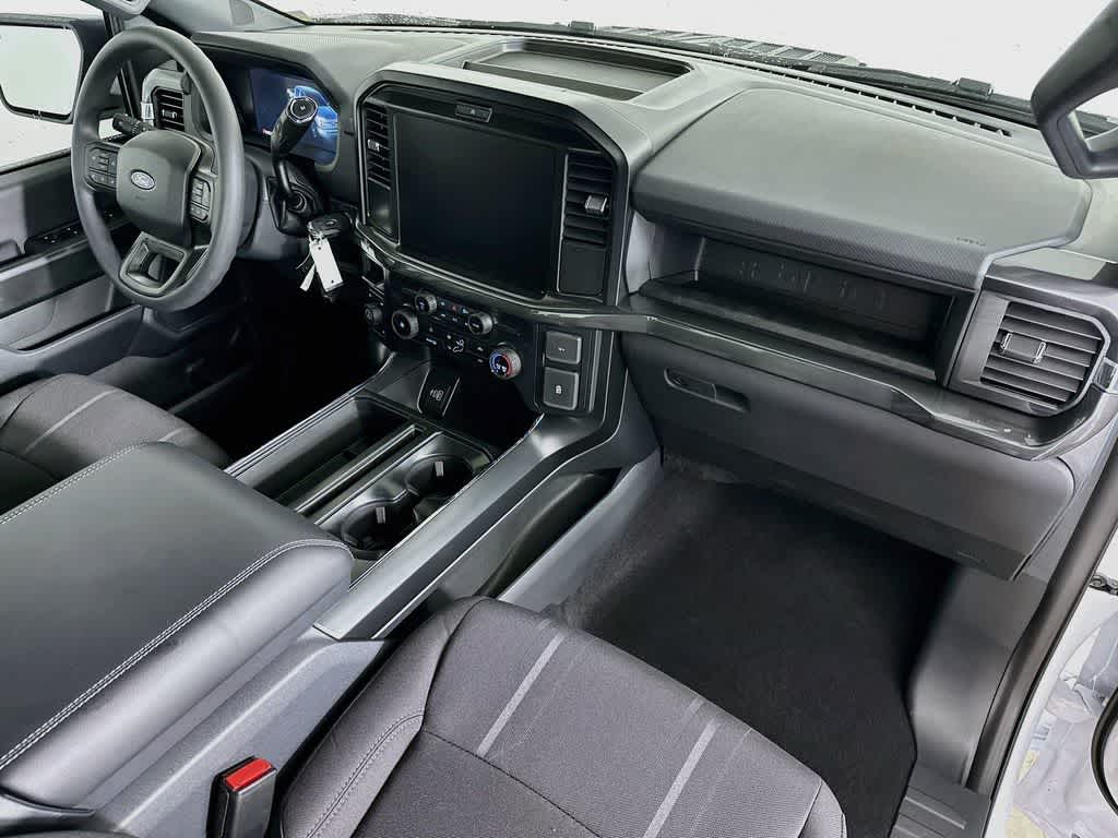 Ford F-150 STX 2026