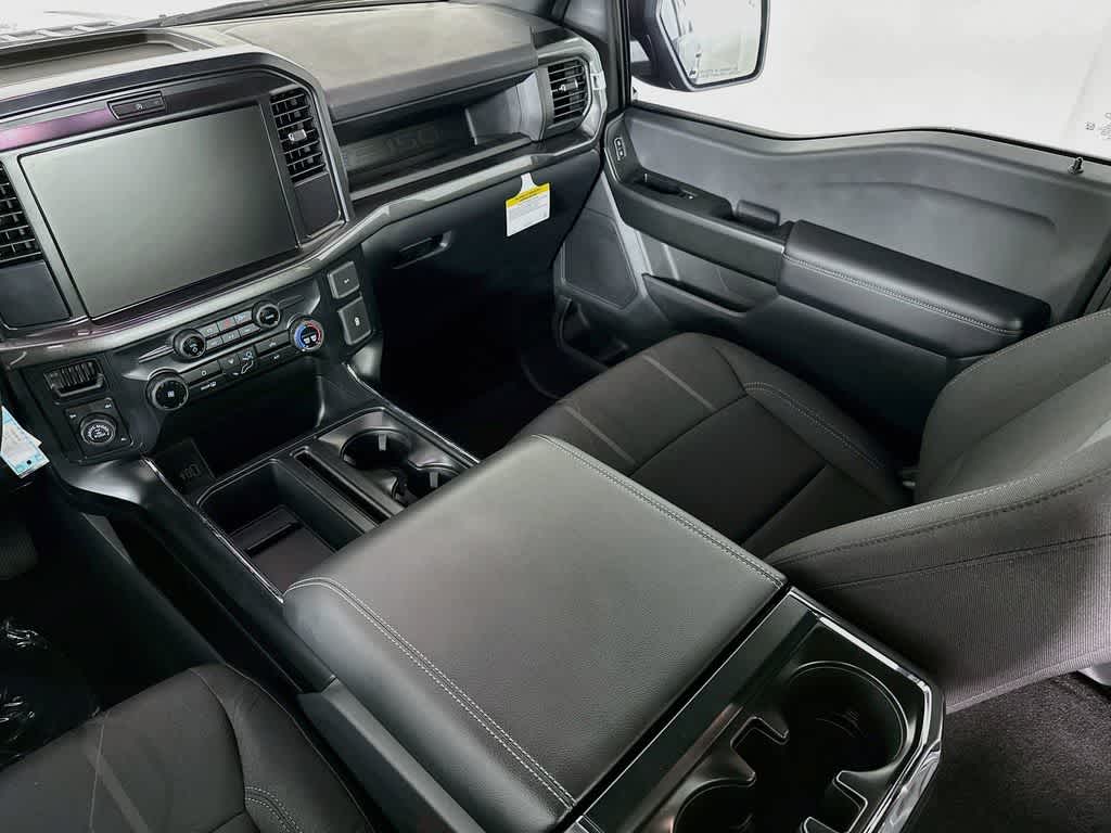 Ford F-150 STX 2026