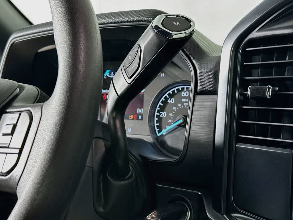 Ford F-150 STX 2026