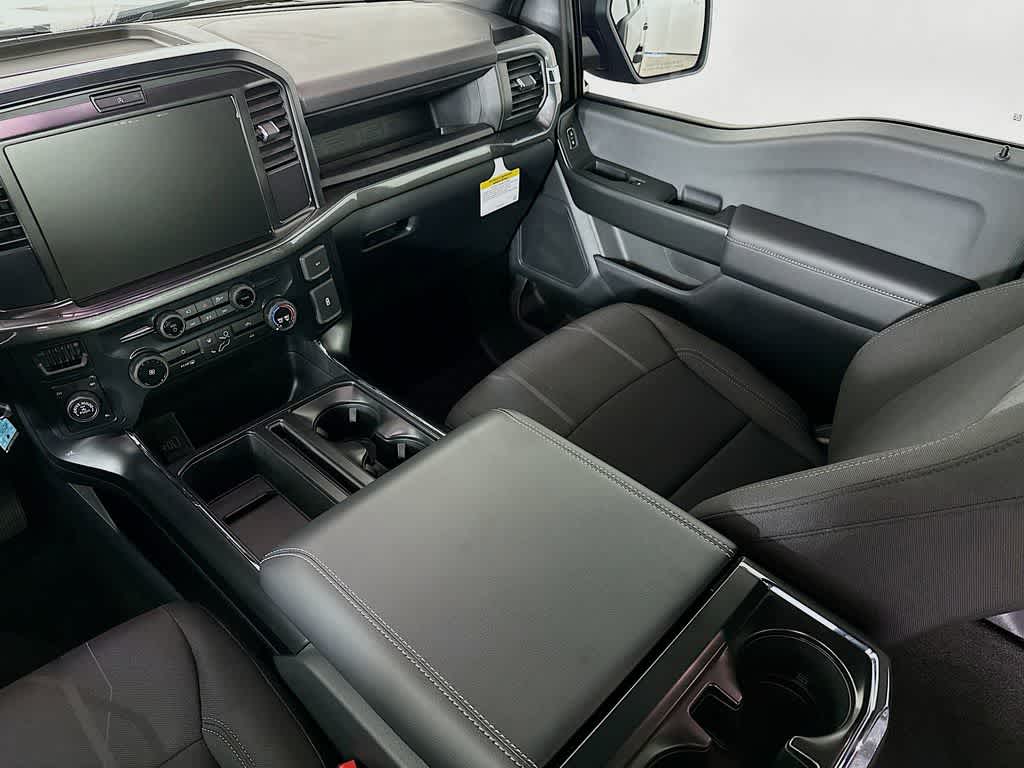 Ford F-150 STX 2026