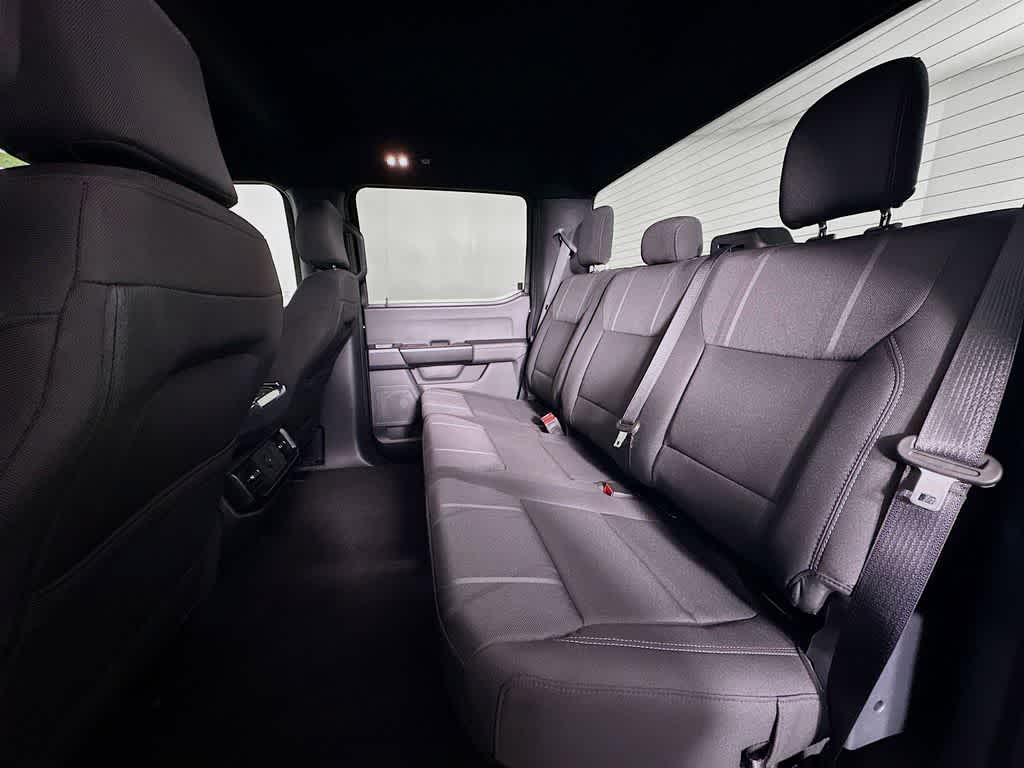 Ford F-150 STX 2026