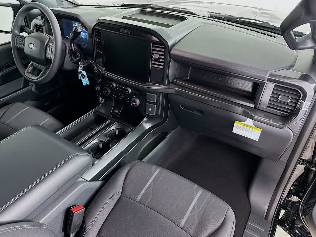 Ford F-150 STX 2026