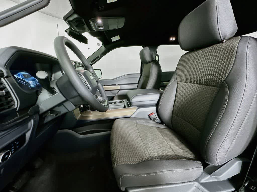 Ford F-150 STX 2026