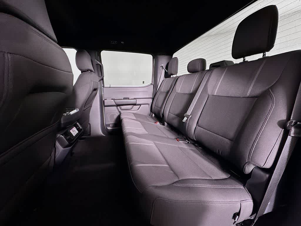 Ford F-150 STX 2026
