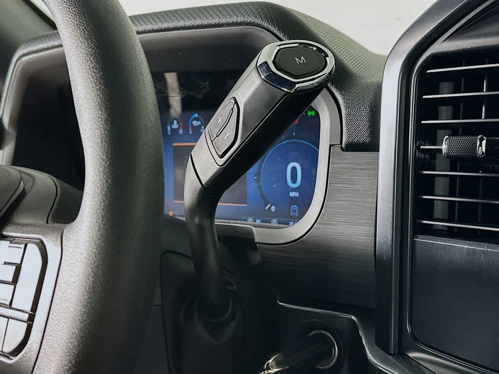 Ford F-150 STX 2026