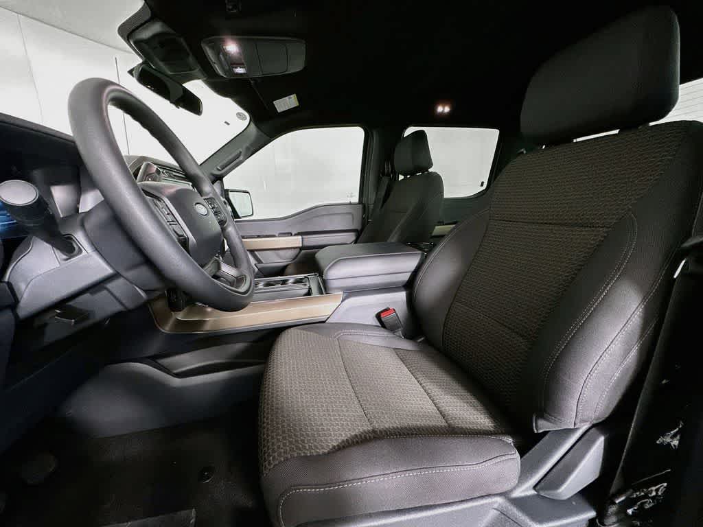 Ford F-150 STX 2026