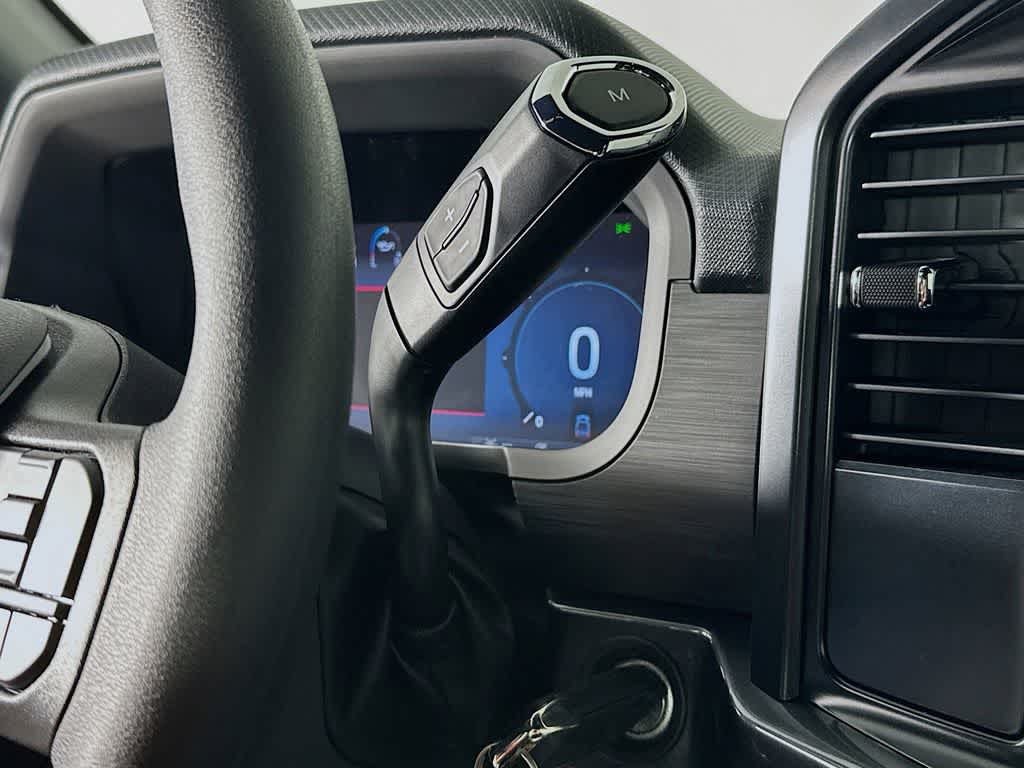 Ford F-150 STX 2026