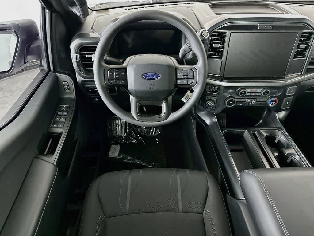 Ford F-150 STX 2026