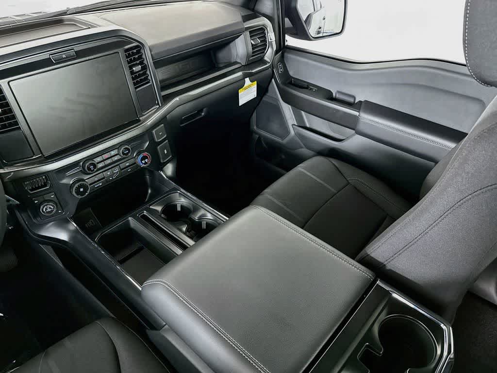 Ford F-150 STX 2026