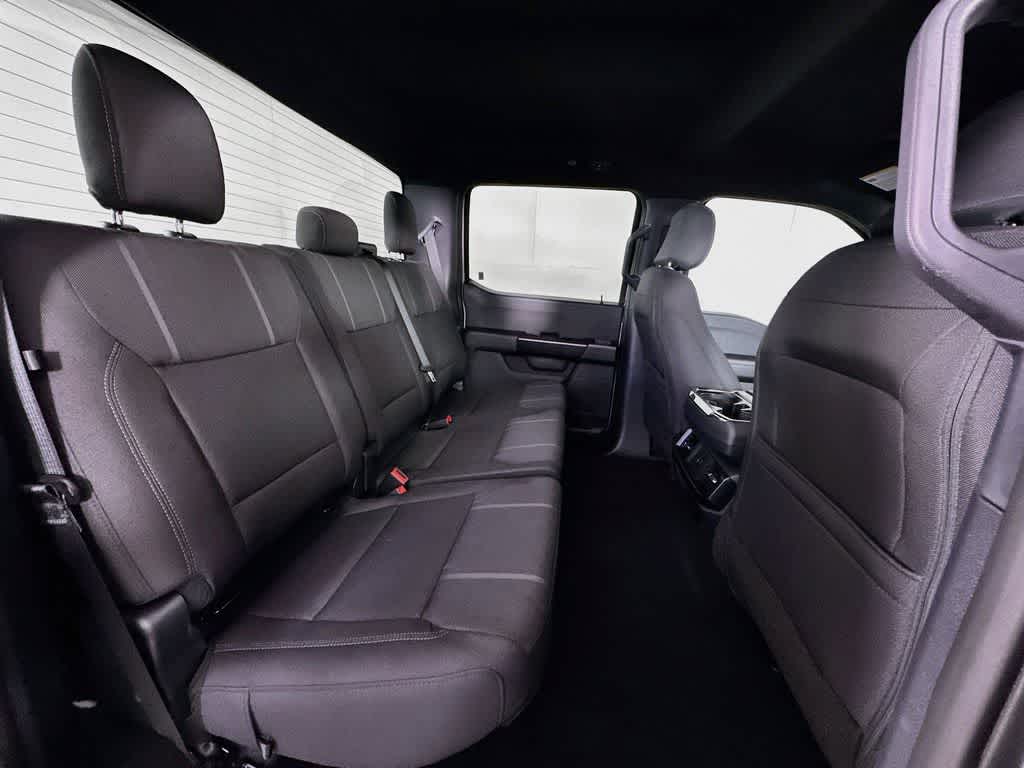 Ford F-150 STX 2026