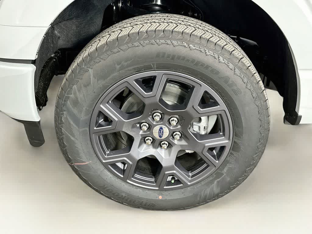Ford F-150 STX 2026