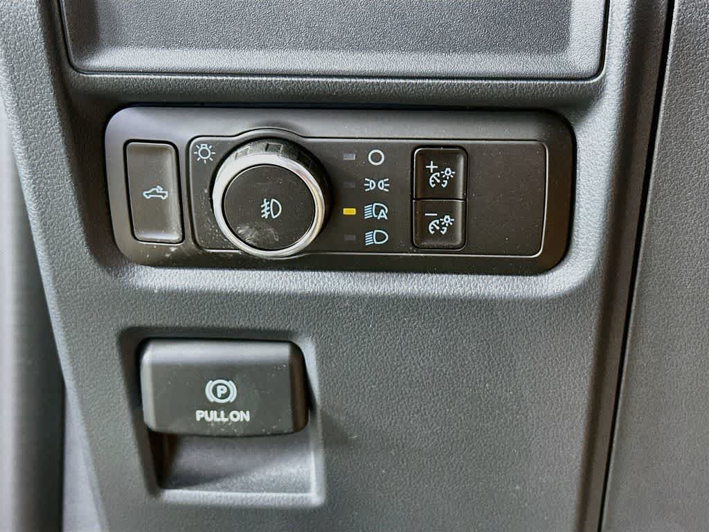 Ford F-150 STX 2026