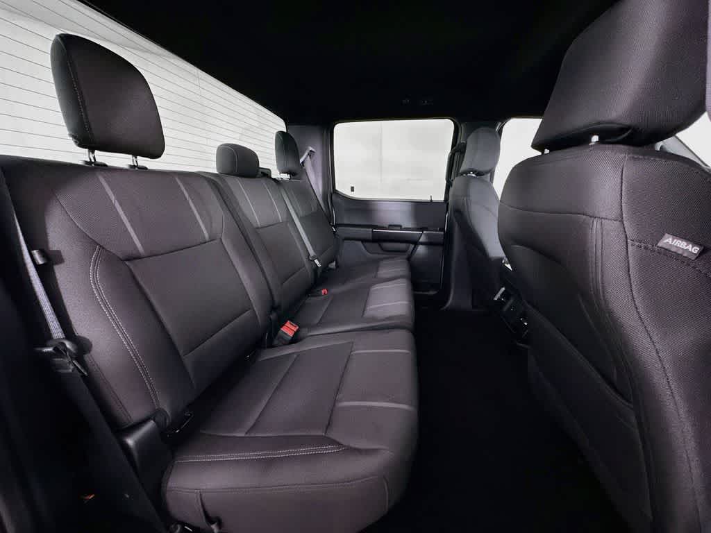 Ford F-150 STX 2026