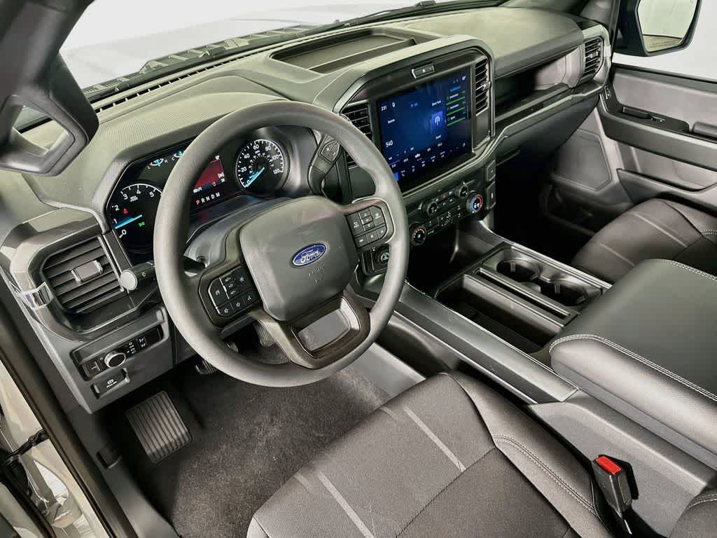 Ford F-150 STX 2026