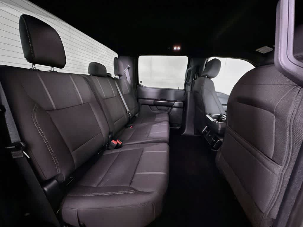 Ford F-150 STX 2026