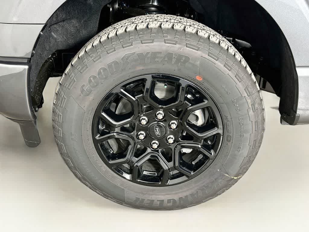 Ford F-150 STX 2026