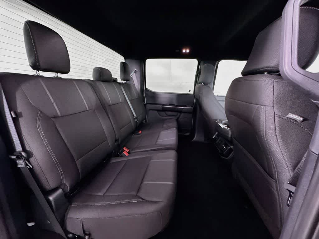 Ford F-150 STX 2026