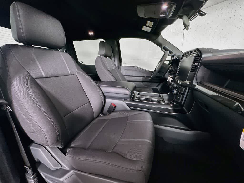 Ford F-150 STX 2026