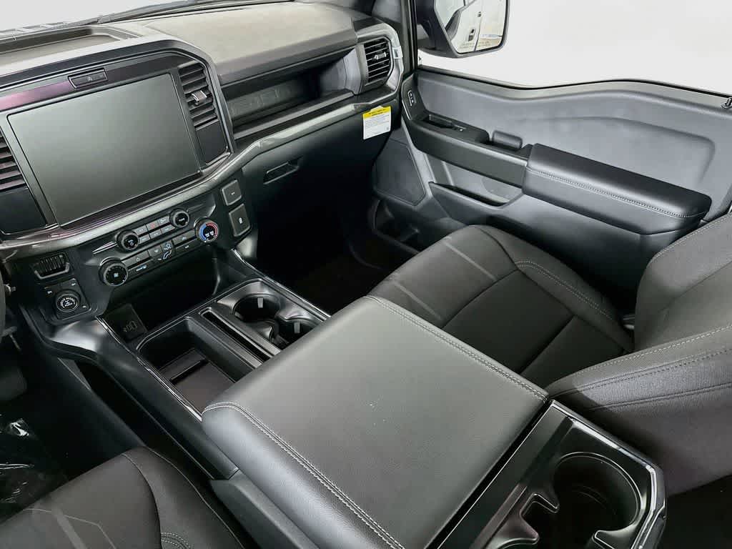 Ford F-150 STX 2026