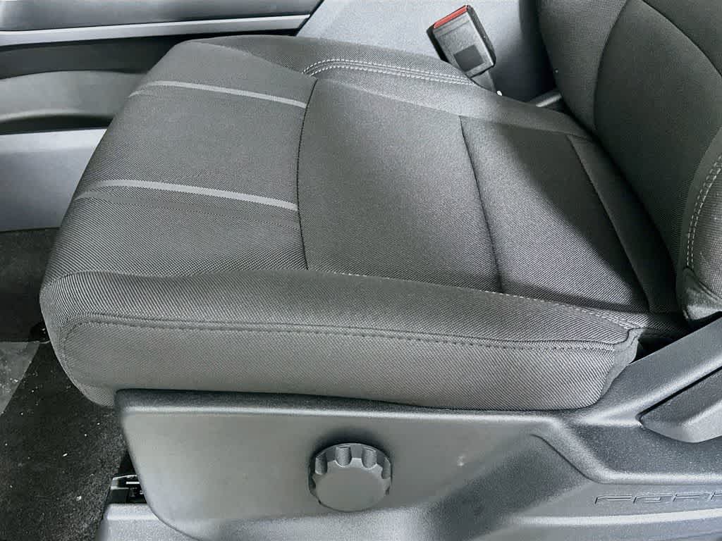 Ford F-150 STX 2026