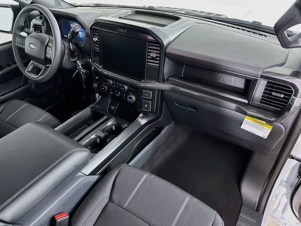 Ford F-150 STX 2026