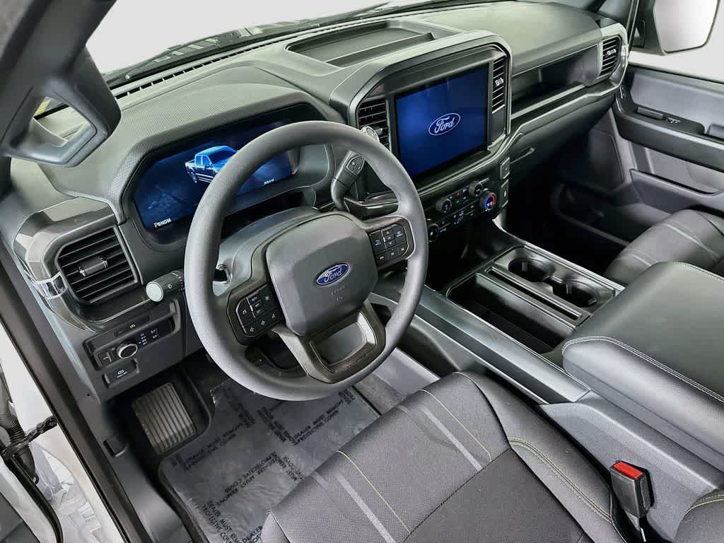 Ford F-150 STX 2025