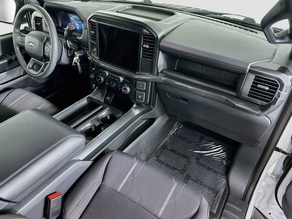 Ford F-150 STX 2025