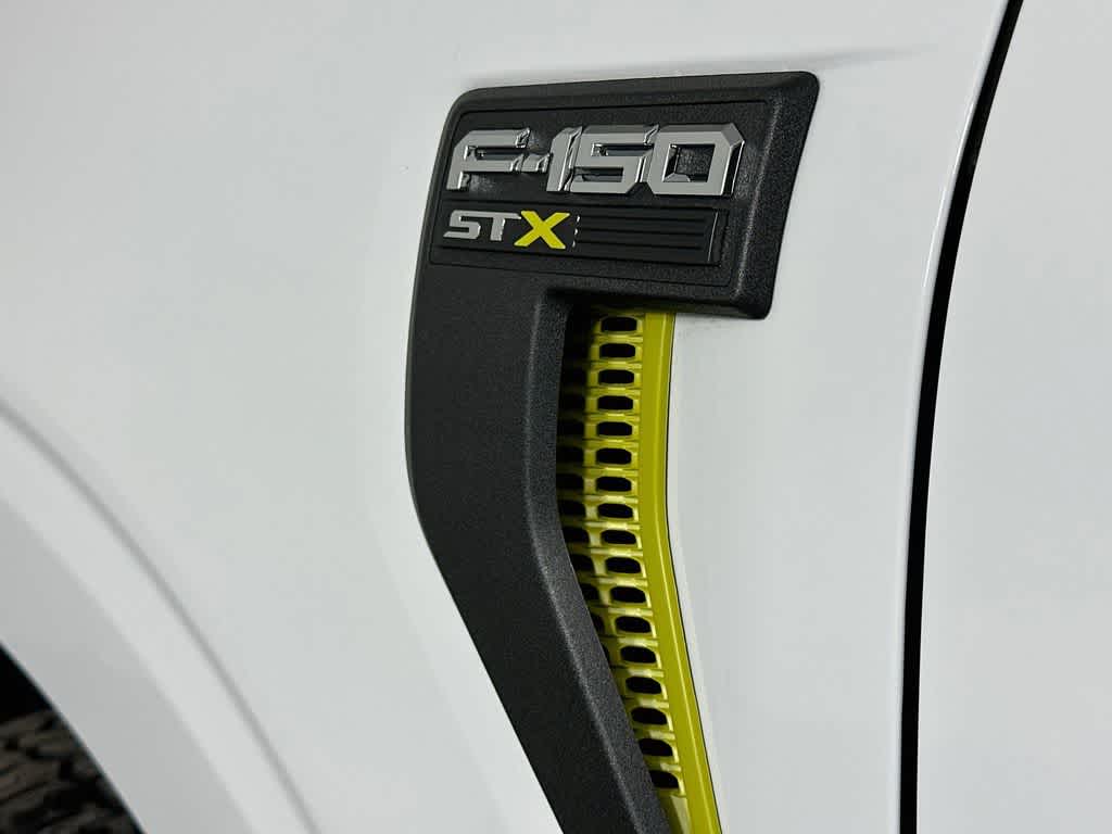 Ford F-150 STX 2025