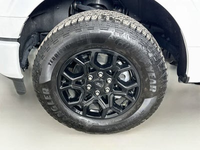 Ford F-150 STX 2025