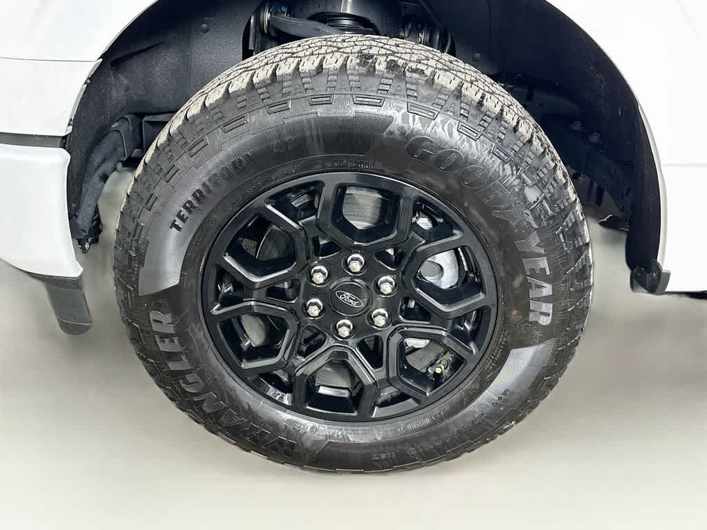 Ford F-150 STX 2025