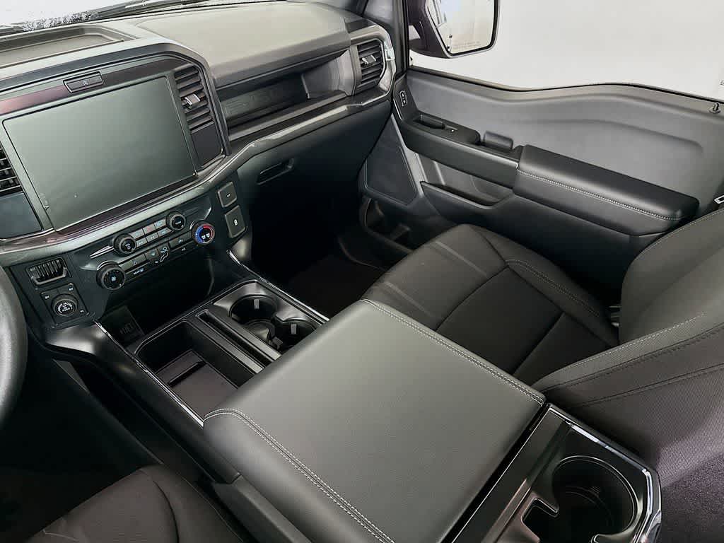 Ford F-150 STX 2026