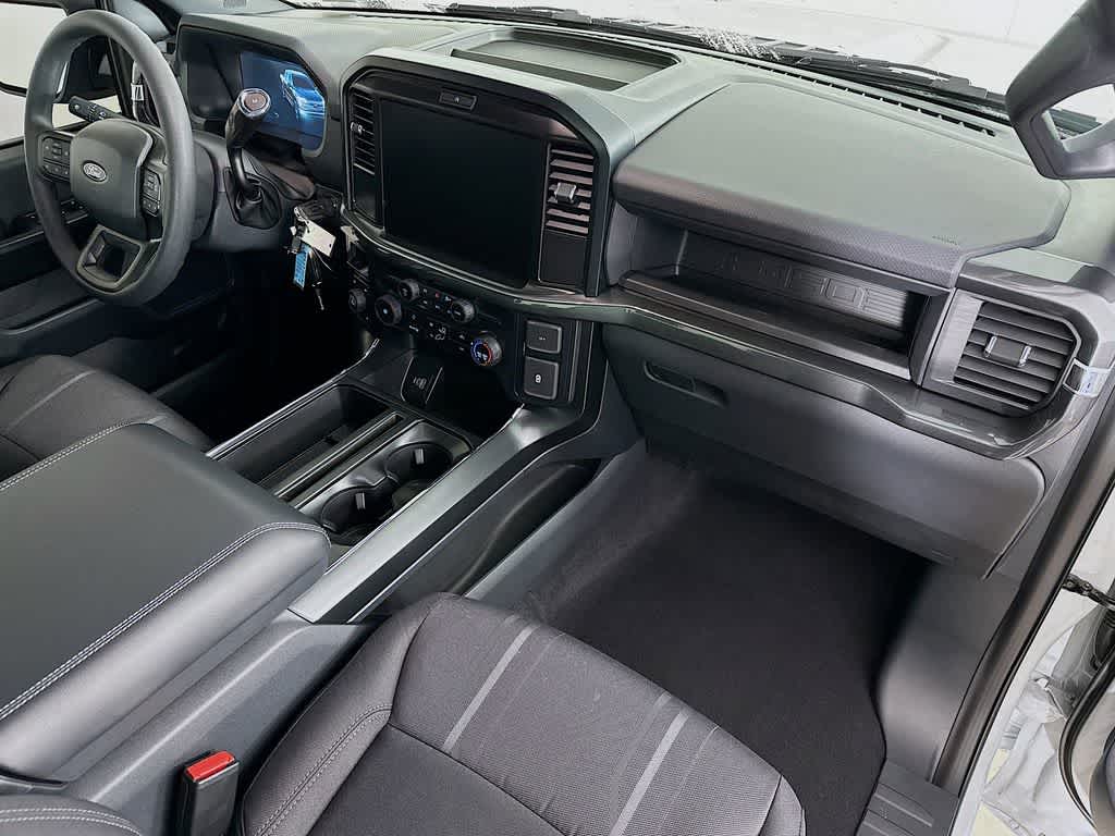 Ford F-150 STX 2026