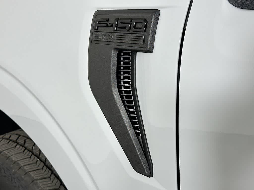 Ford F-150 STX 2026