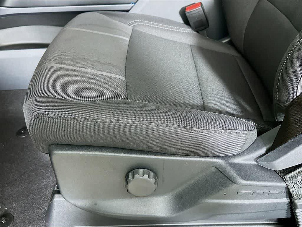 Ford F-150 STX 2026