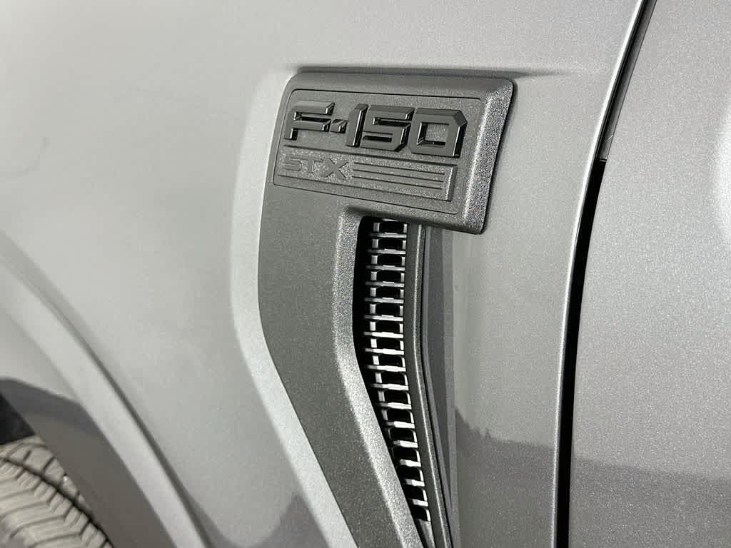 Ford F-150 STX 2026