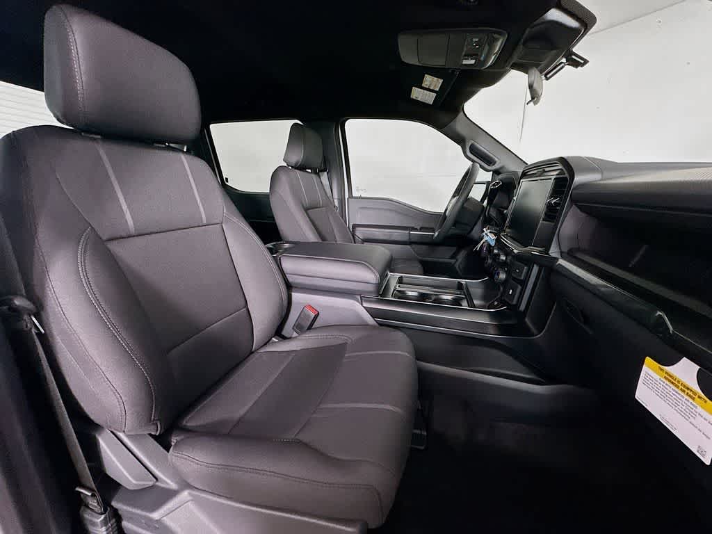 Ford F-150 STX 2026