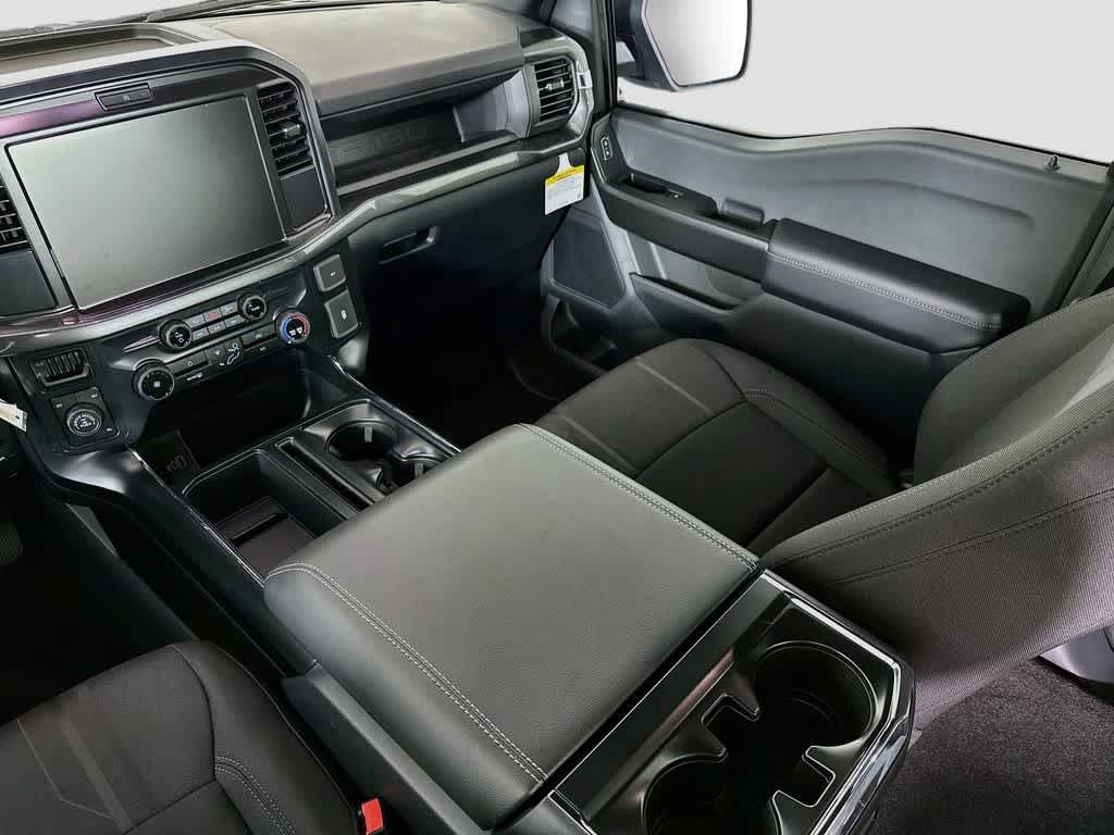 Ford F-150 STX 2026