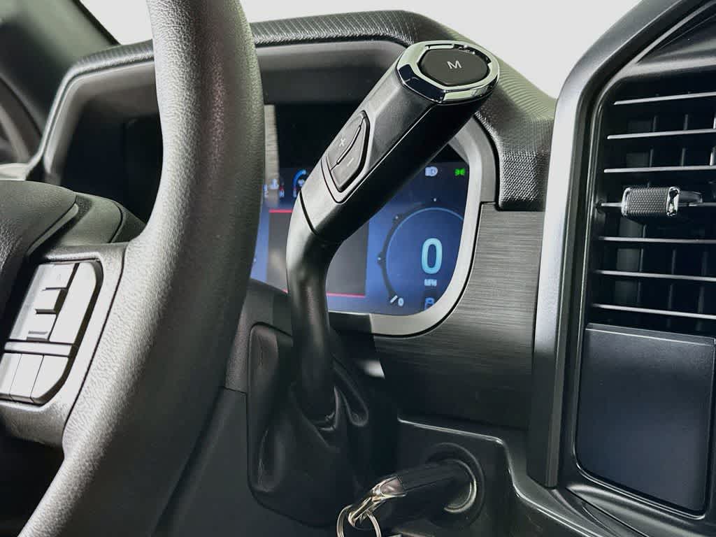 Ford F-150 STX 2026