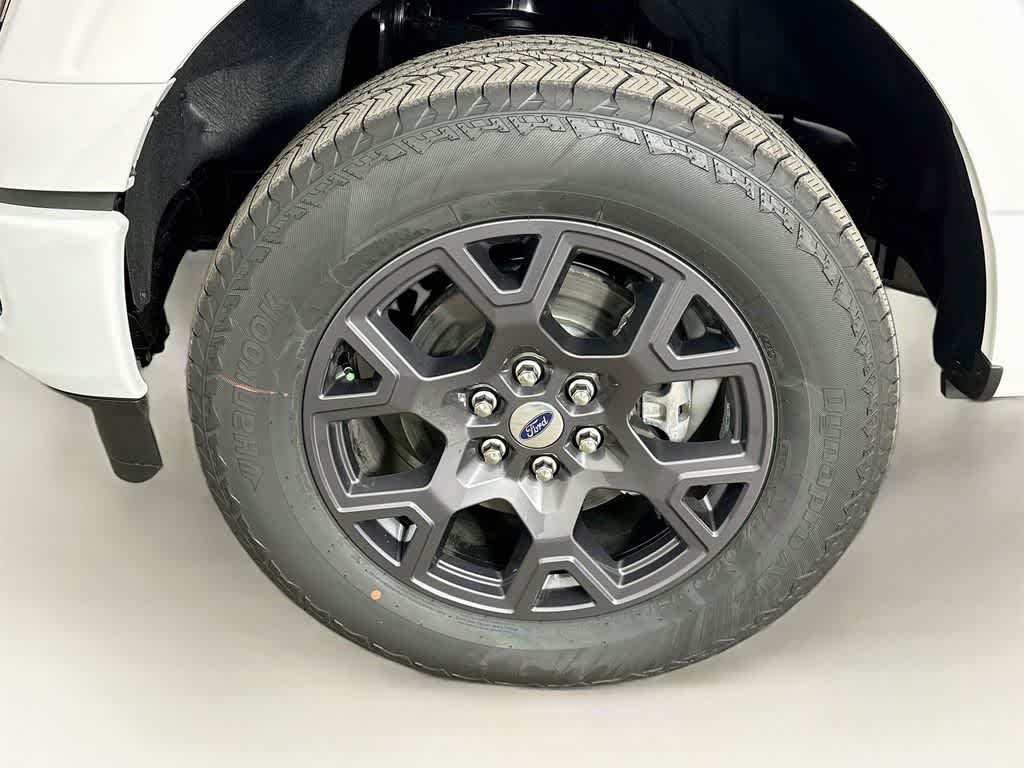 Ford F-150 STX 2026