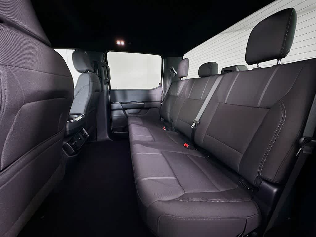 Ford F-150 STX 2026