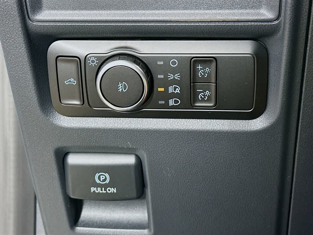 Ford F-150 STX 2026