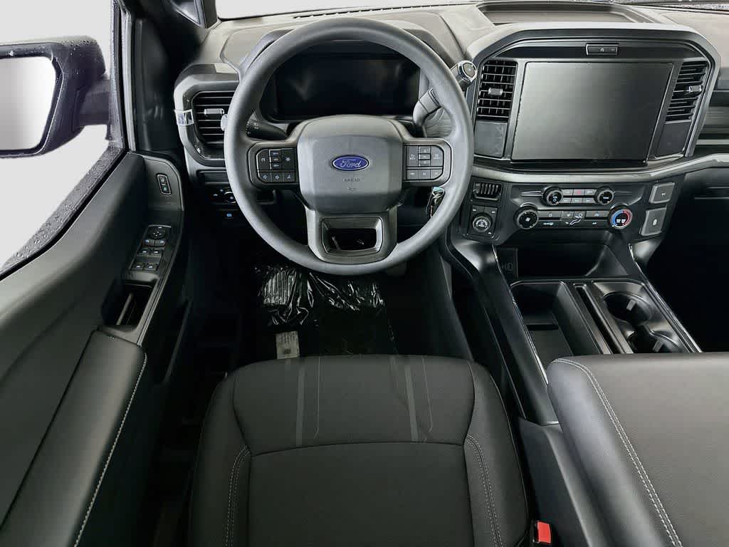Ford F-150 STX 2026