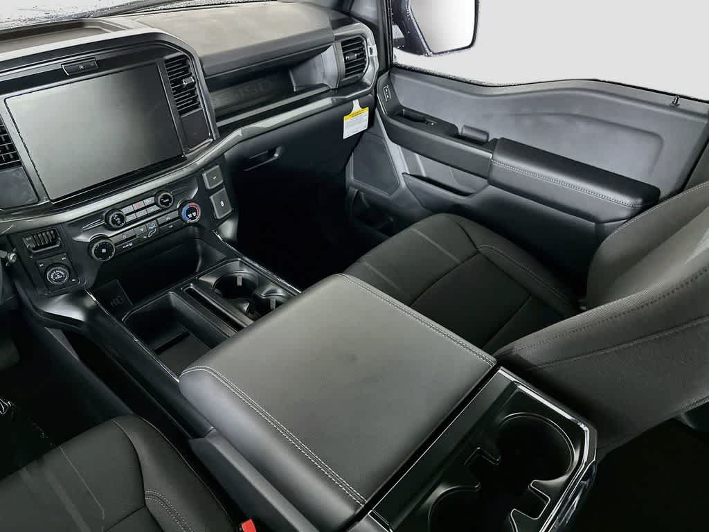 Ford F-150 STX 2026