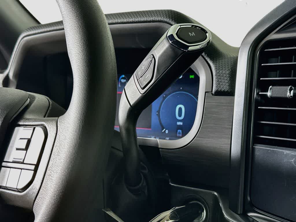 Ford F-150 STX 2026