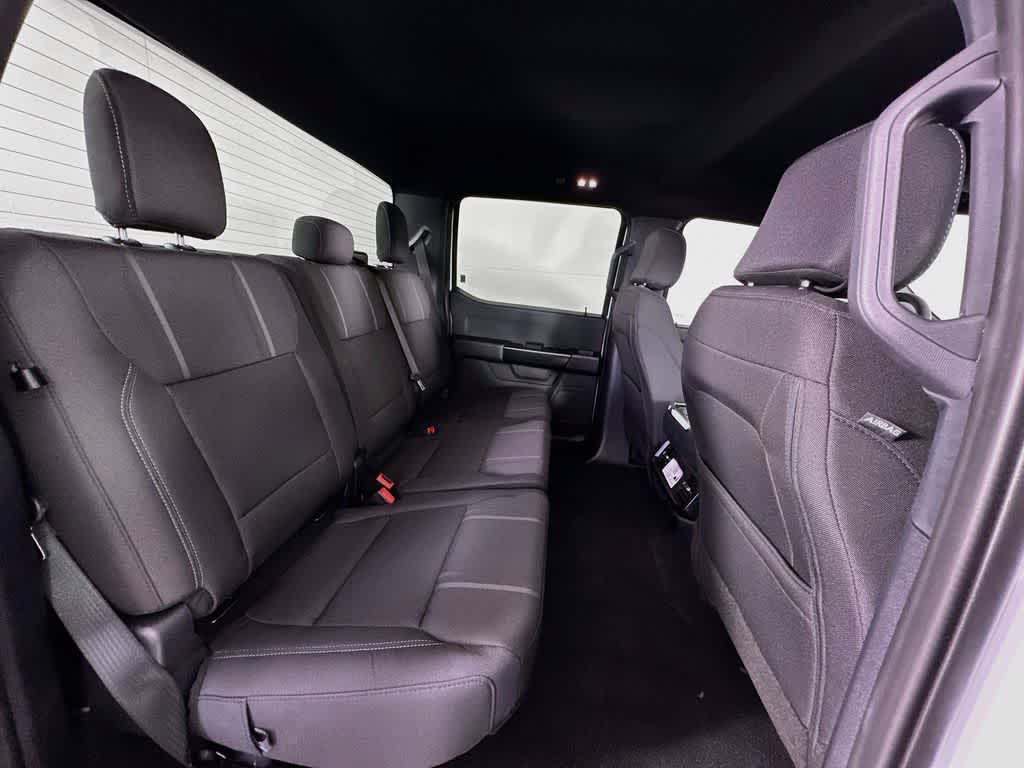Ford F-150 STX 2026